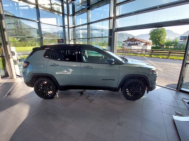 Jeep Compass 1.5 Multiair Upland T4 FWD DCT7 e-Hybrid