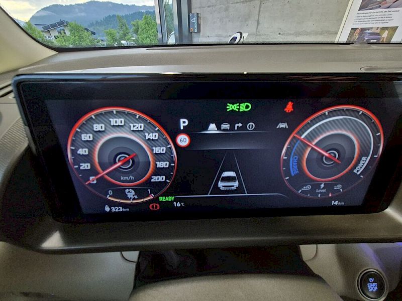 Hyundai Inster INSTER Trend Line BEV 49 kW/h - r5t42-P3-O1/4/5