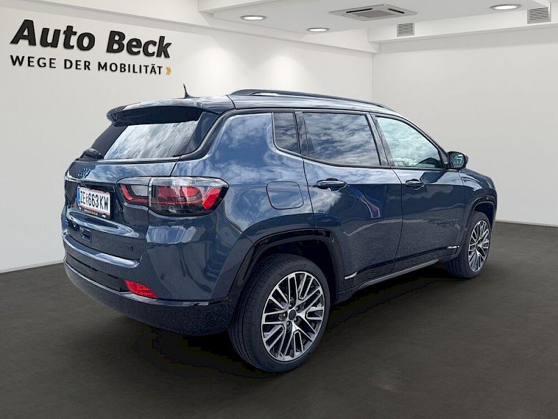 Jeep Compass 1,3 Summit Plug-In Hybrid 4xe