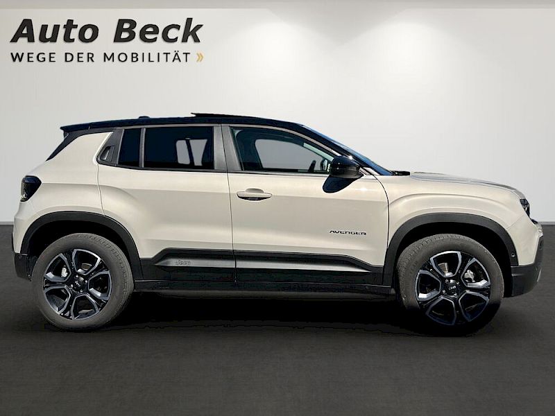 Jeep Avenger 1.2 e-Hybrid Summit e-DCT6 *Ledersitze*