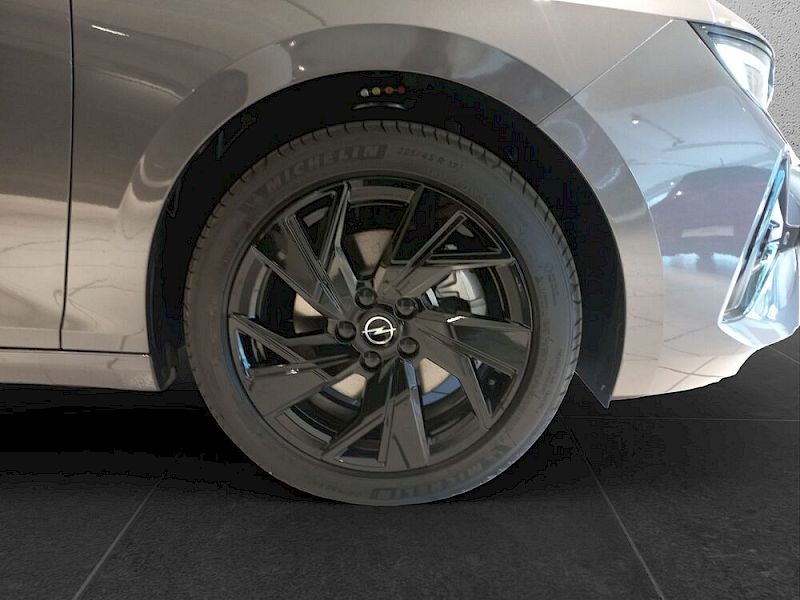 Opel Astra GS