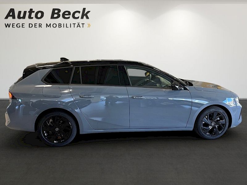 Opel Astra 1.2 Sports Tourer GS AT