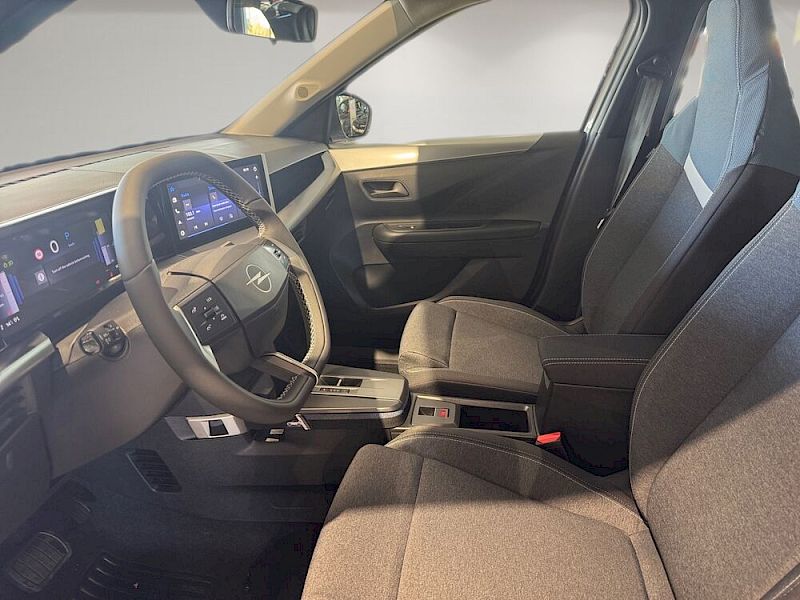 Opel Frontera 1.2 DI MHEV Edition Aut.