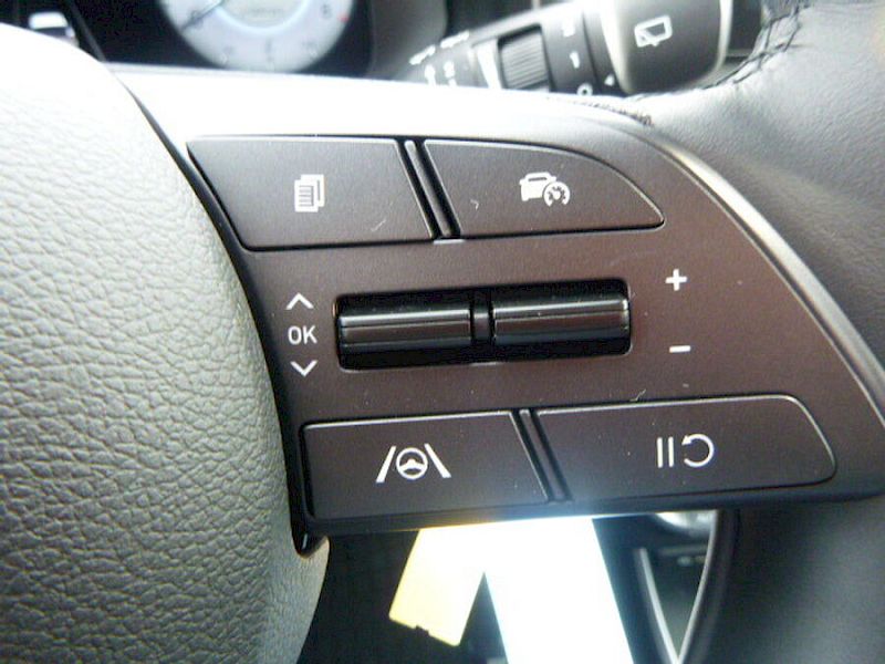 Hyundai Bayon BAYON i-Line Plus 1,0 T-GDi - y1bp2