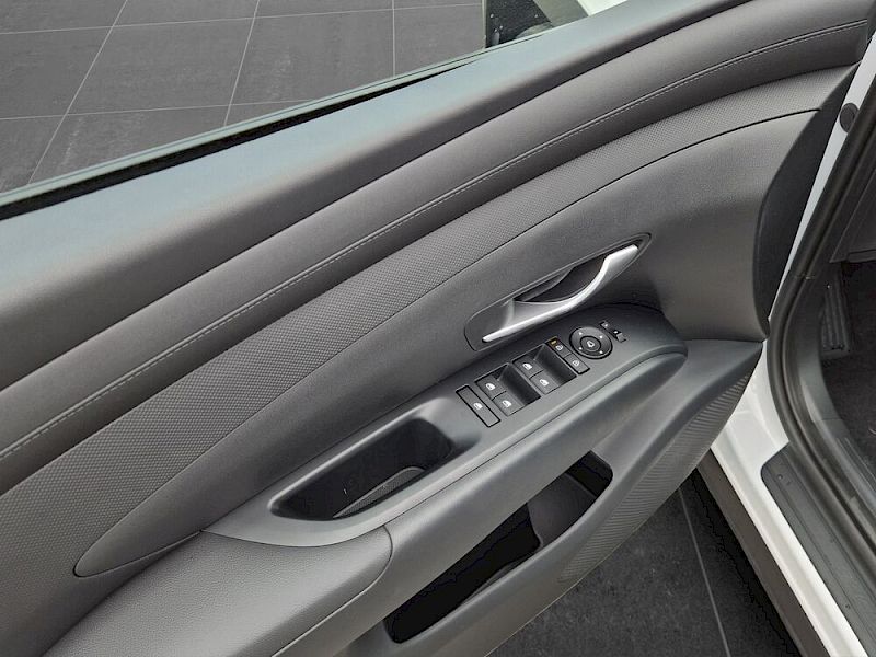 Hyundai Tucson TUCSON NX4 Jubilé 1,6 T-GDi HEV 4WD AT - t6hj2