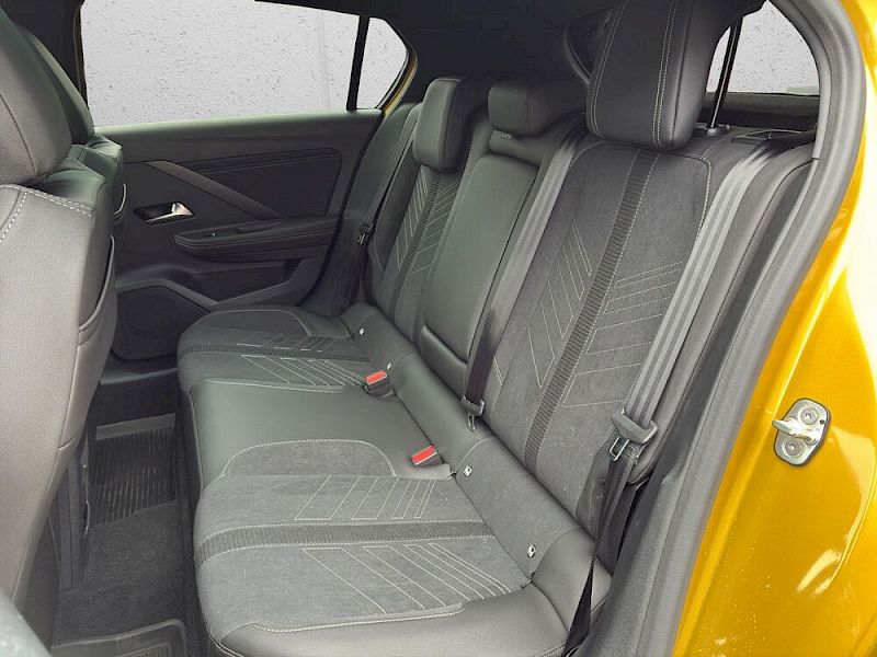 Opel Astra Electric Ultimate