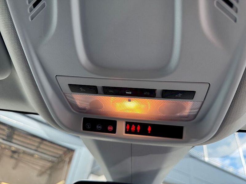 Opel Grandland X 1,2 Ultimate / 8-fach Bereifung