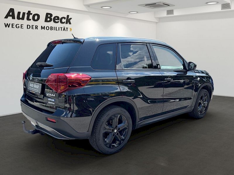 Suzuki Vitara 1,4 AllGrip Shine Aut. *8-fach Bereifung*